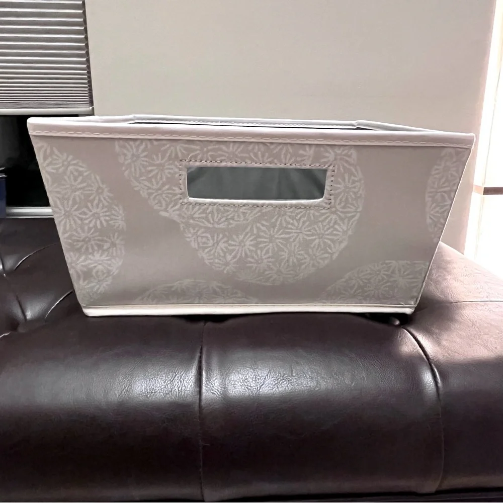 Target Threshold Cream Floral Fabric Storage Bin Basket with Handles Home Decor